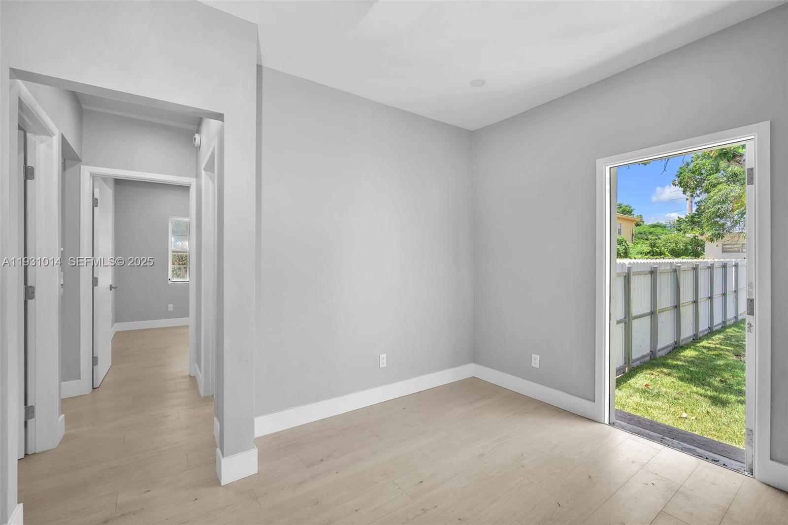 COLLEGE PARK - Residential Income