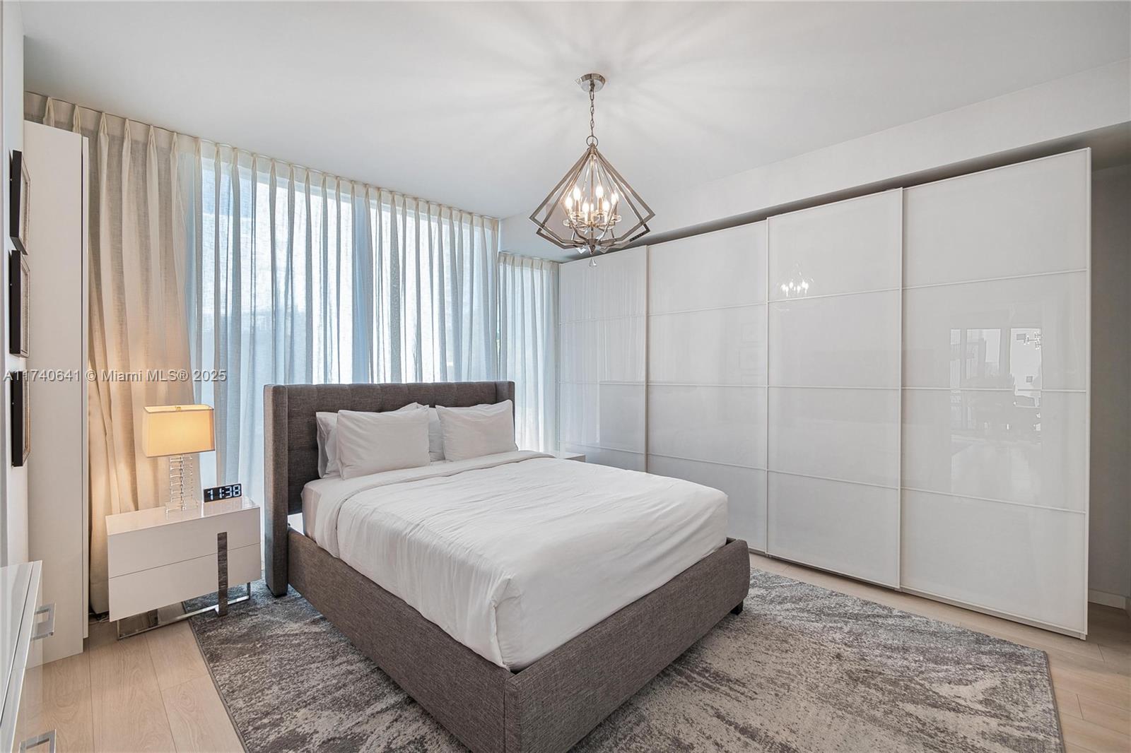 ONE OCEAN CONDO - Residential