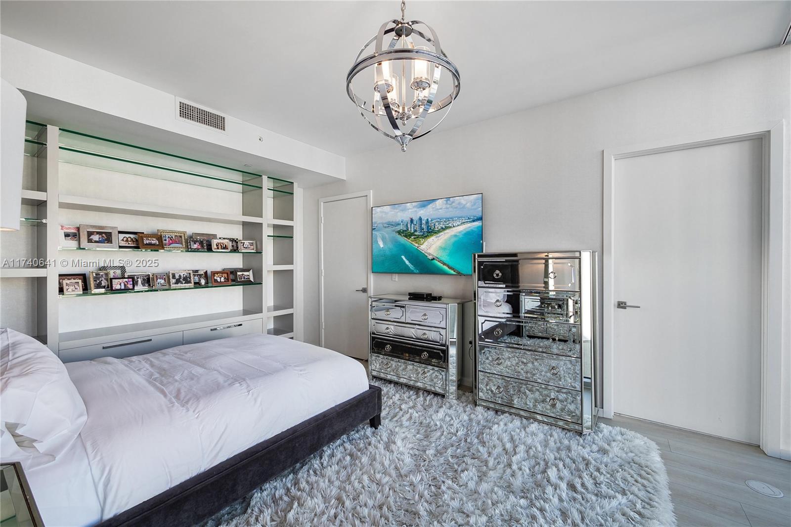 ONE OCEAN CONDO - Residential
