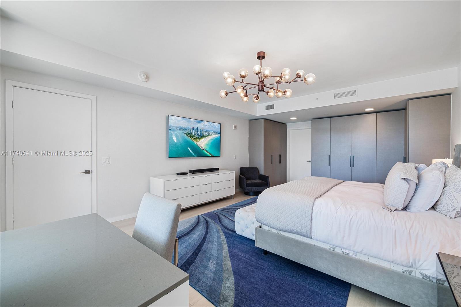 ONE OCEAN CONDO - Residential