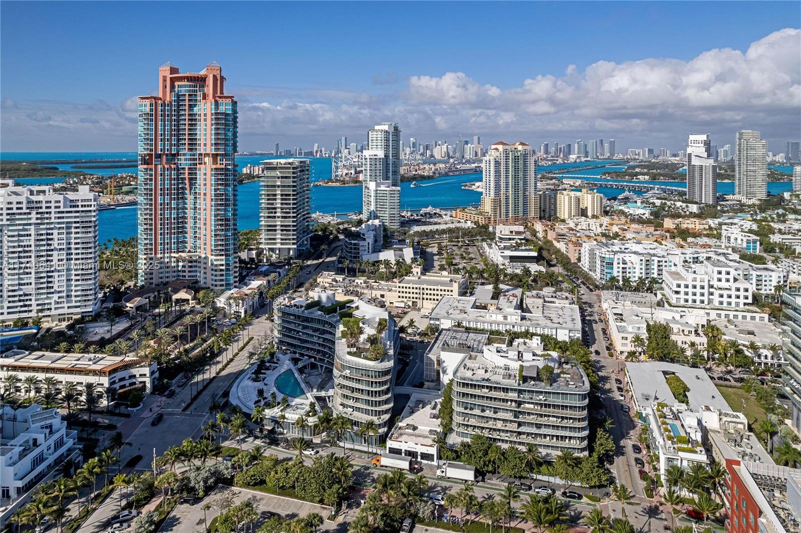 ONE OCEAN CONDO - Residential