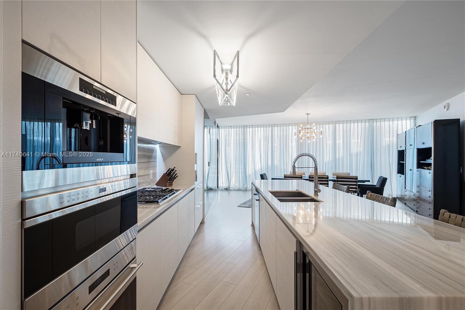 ONE OCEAN CONDO - Residential