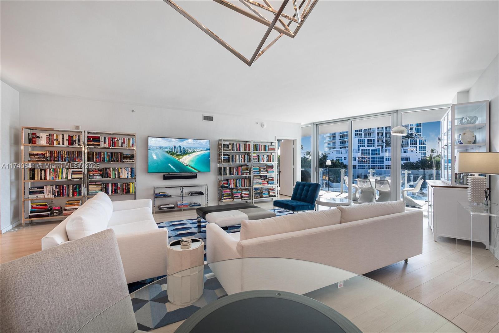 ONE OCEAN CONDO - Residential