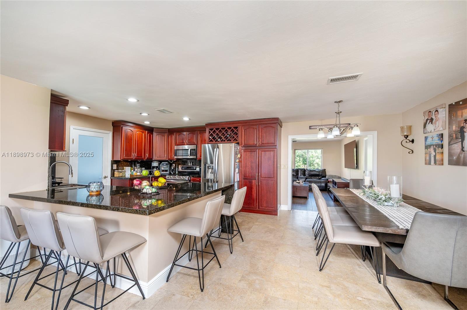 HEFTLER HOMES SEC 3 - Residential