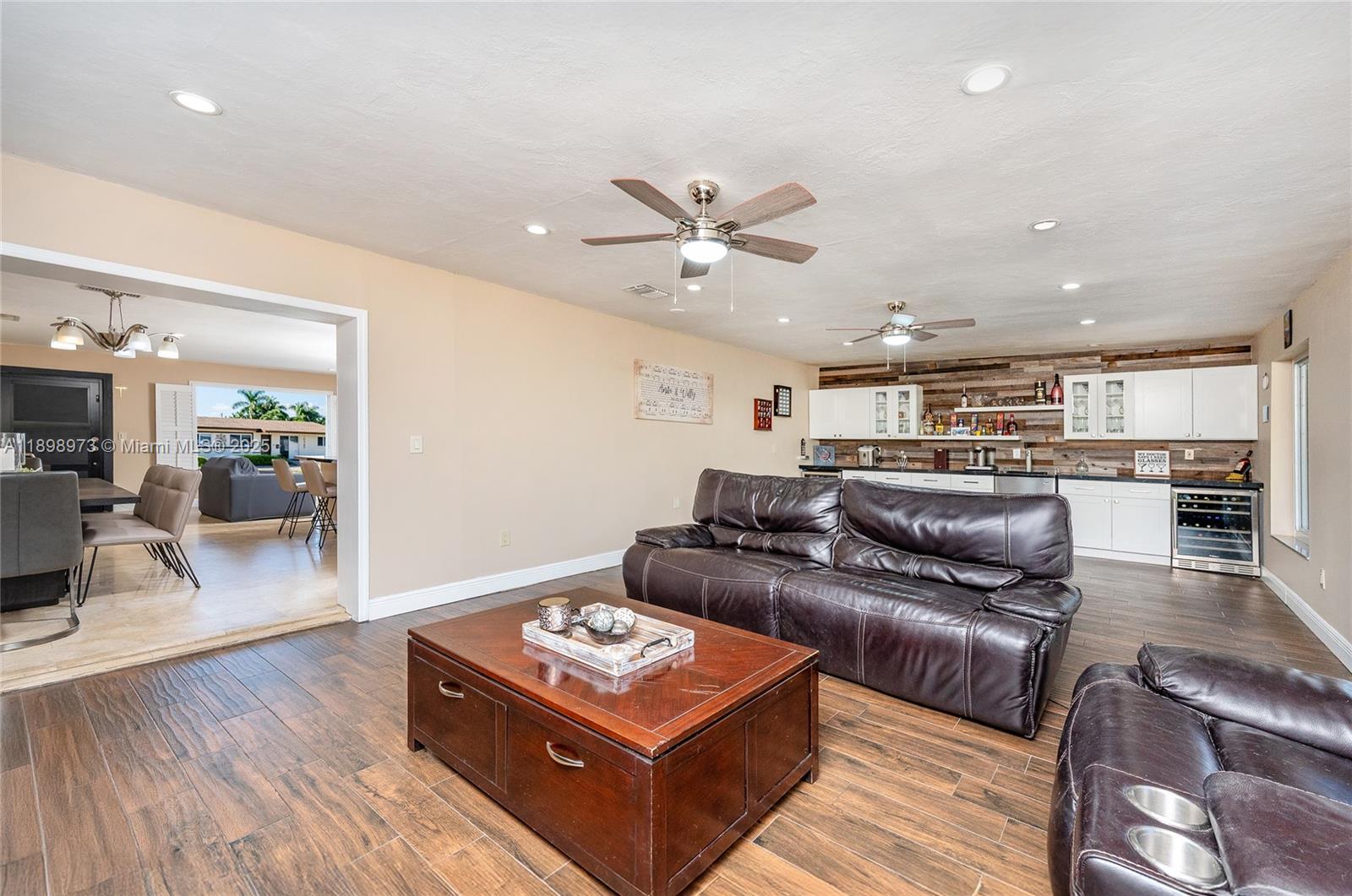 HEFTLER HOMES SEC 3 - Residential