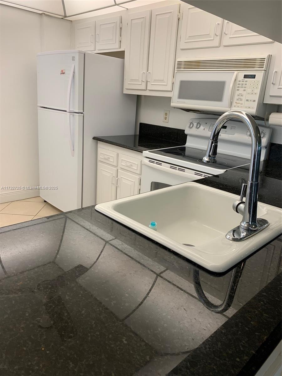 MARTINIQUE VILLAGE III CO - Residential