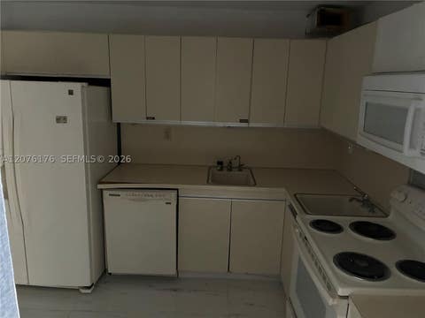 Tiny photo for 4301 Collins Ave #402, Miami Beach, FL 33140 (MLS # A12076176)