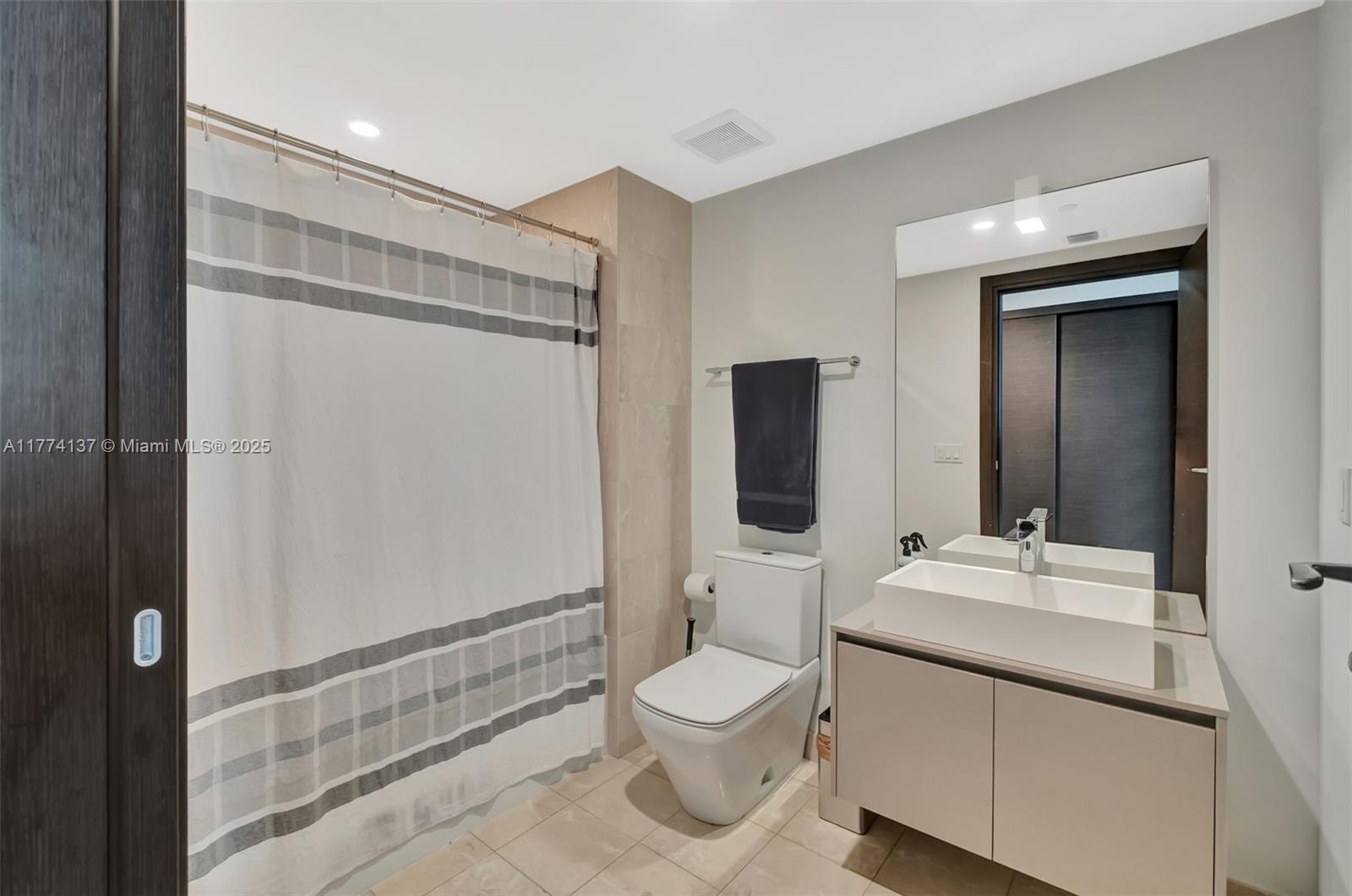 BRICKELL FLATIRON CONDO - Residential