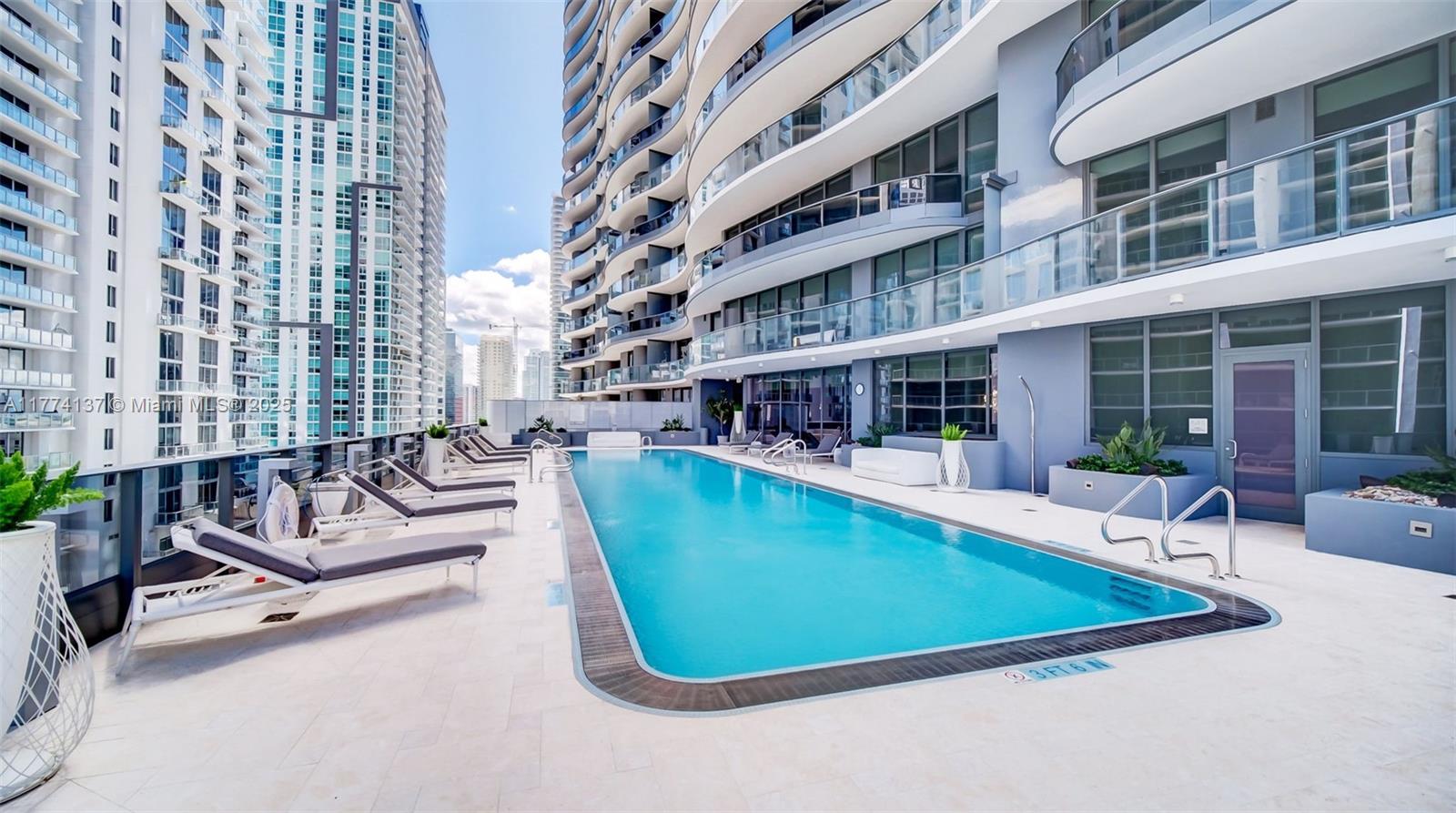 BRICKELL FLATIRON CONDO - Residential