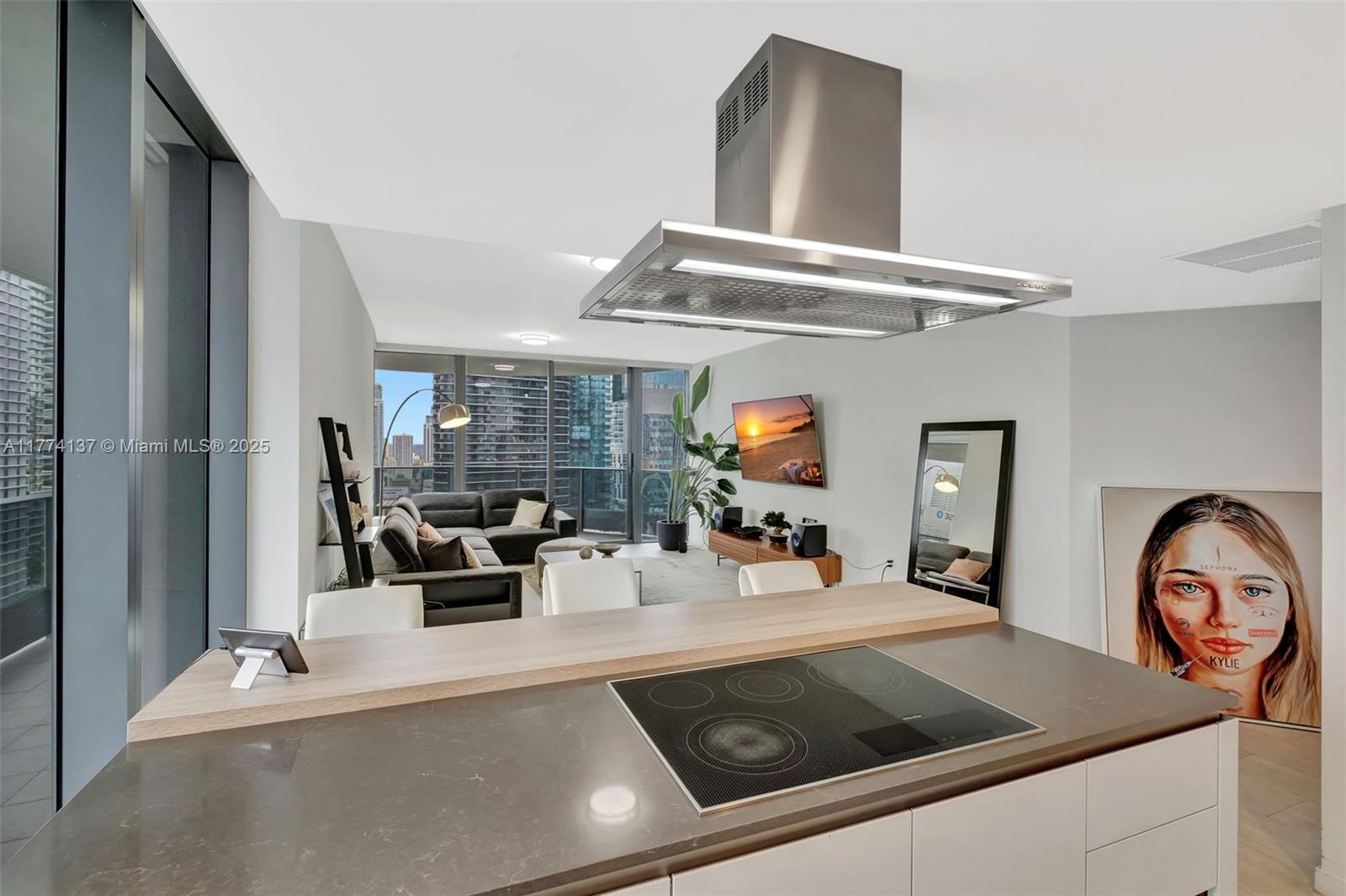 BRICKELL FLATIRON CONDO - Residential