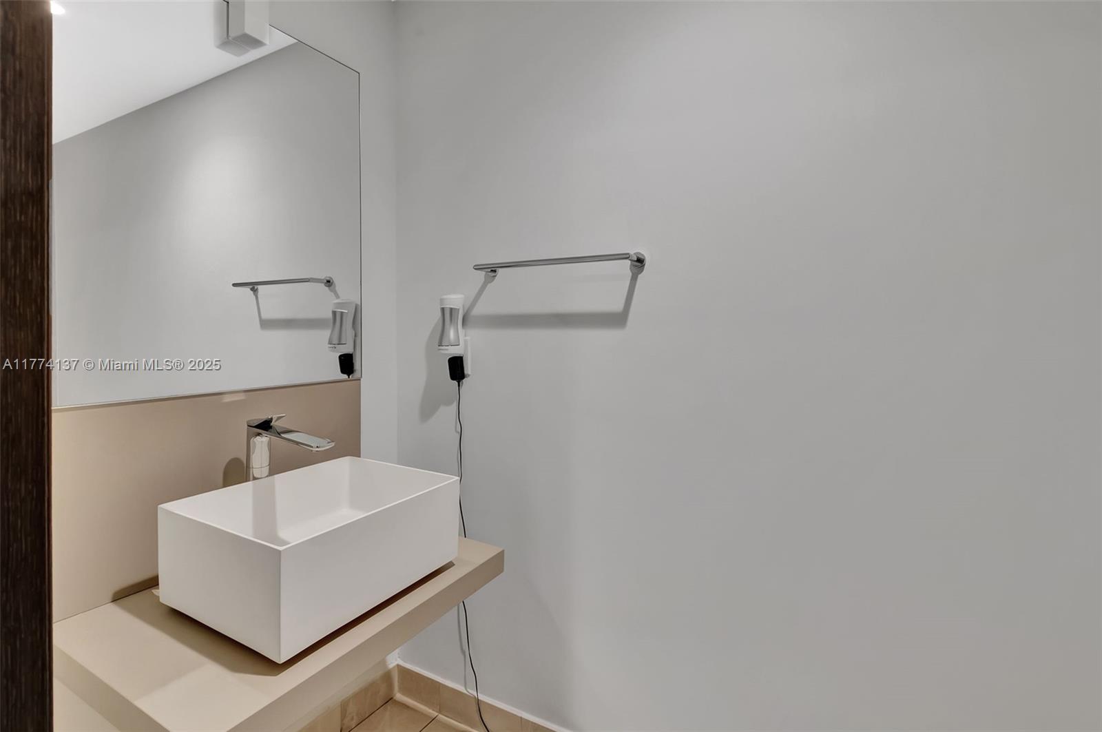 BRICKELL FLATIRON CONDO - Residential