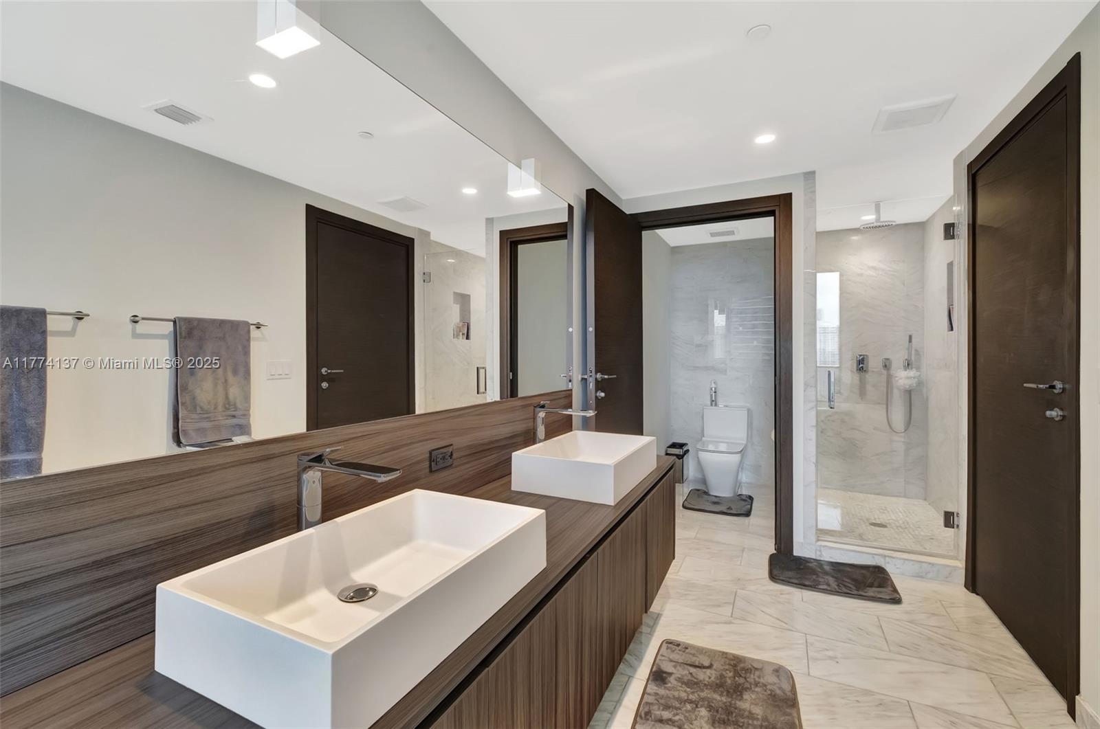 BRICKELL FLATIRON CONDO - Residential