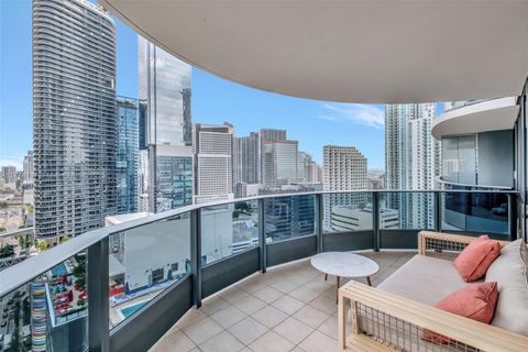 1000 Brickell Plz 2812 Miami FL 33131