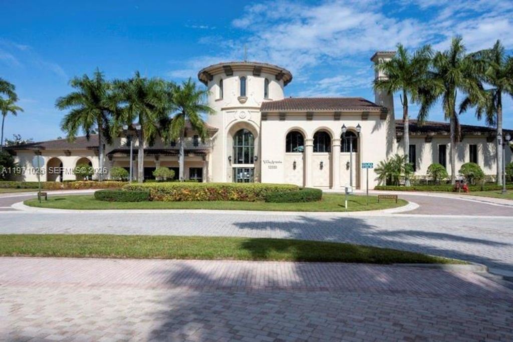 Photo of 2900 NW 125th Ave #3-416, Sunrise, FL 33323 (MLS # A11971026)