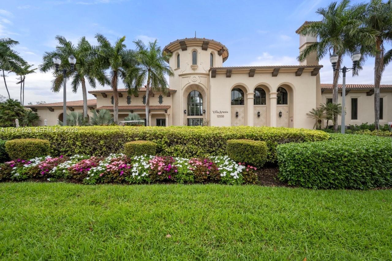 VILLA BIARRITZ CONDO - Residential