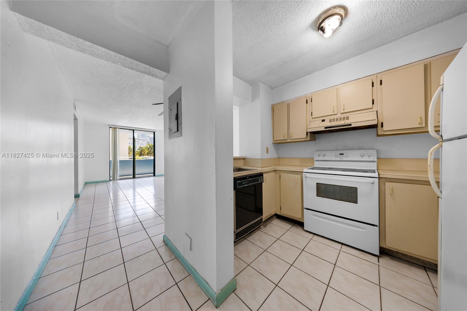 501 SW 1st St 308