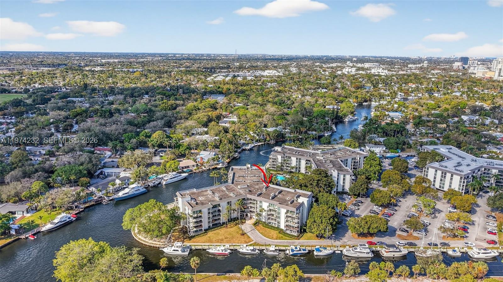 RIVER REACH CONDOMINIUM V - Residential