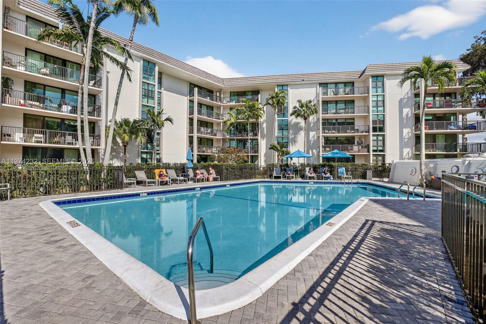 RIVER REACH CONDOMINIUM V - Residential