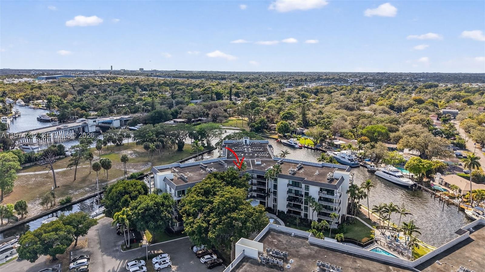 RIVER REACH CONDOMINIUM V - Residential