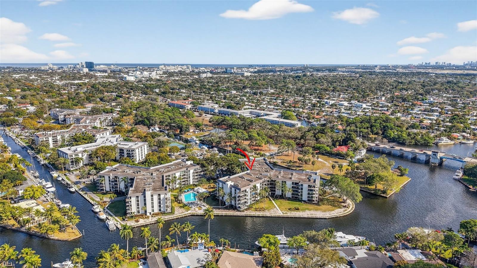 RIVER REACH CONDOMINIUM V - Residential