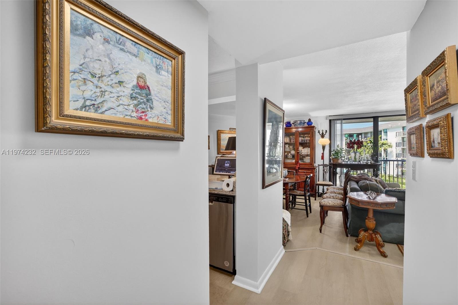 RIVER REACH CONDOMINIUM V - Residential