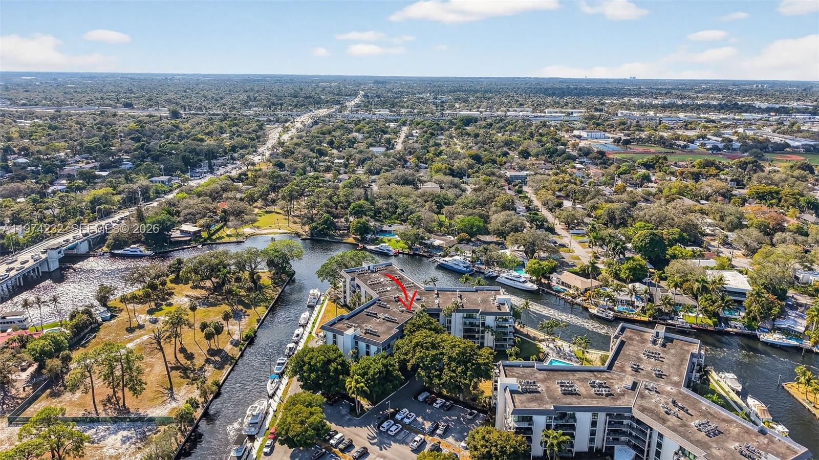 RIVER REACH CONDOMINIUM V - Residential