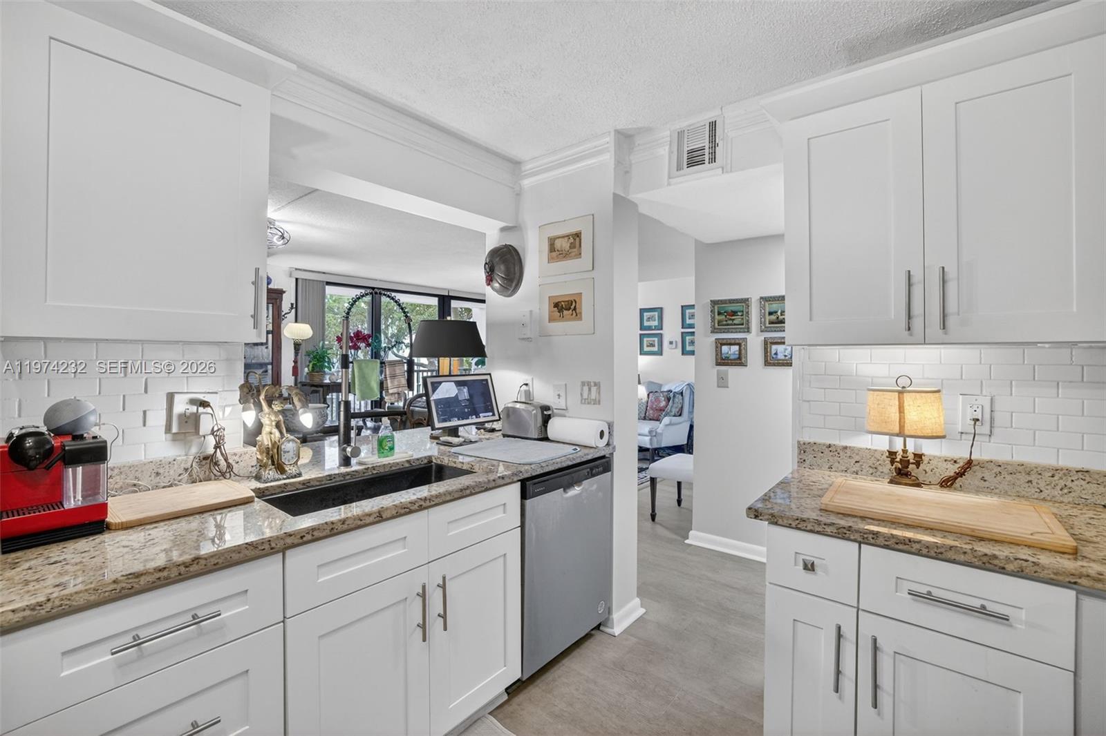 RIVER REACH CONDOMINIUM V - Residential