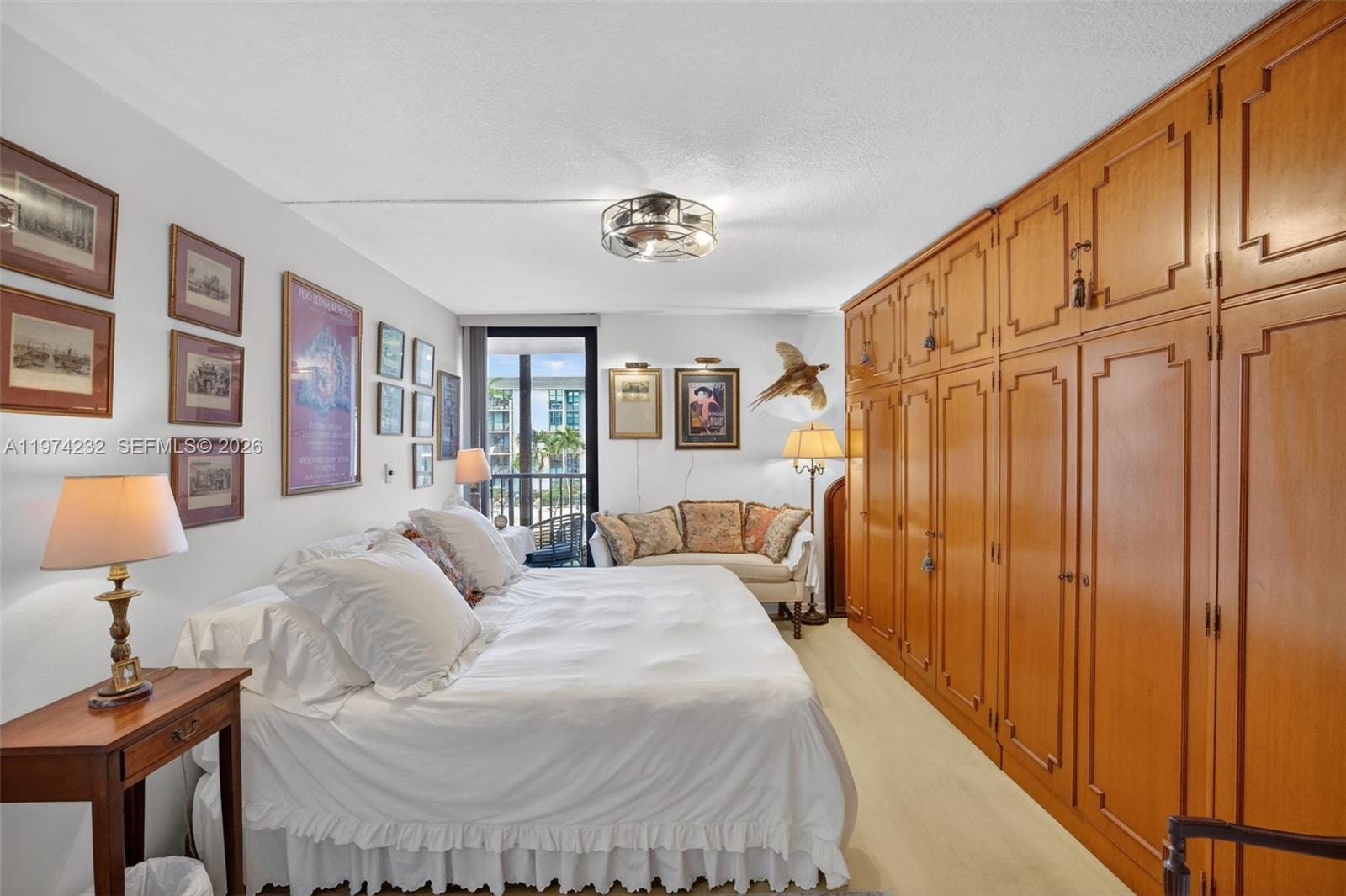 RIVER REACH CONDOMINIUM V - Residential