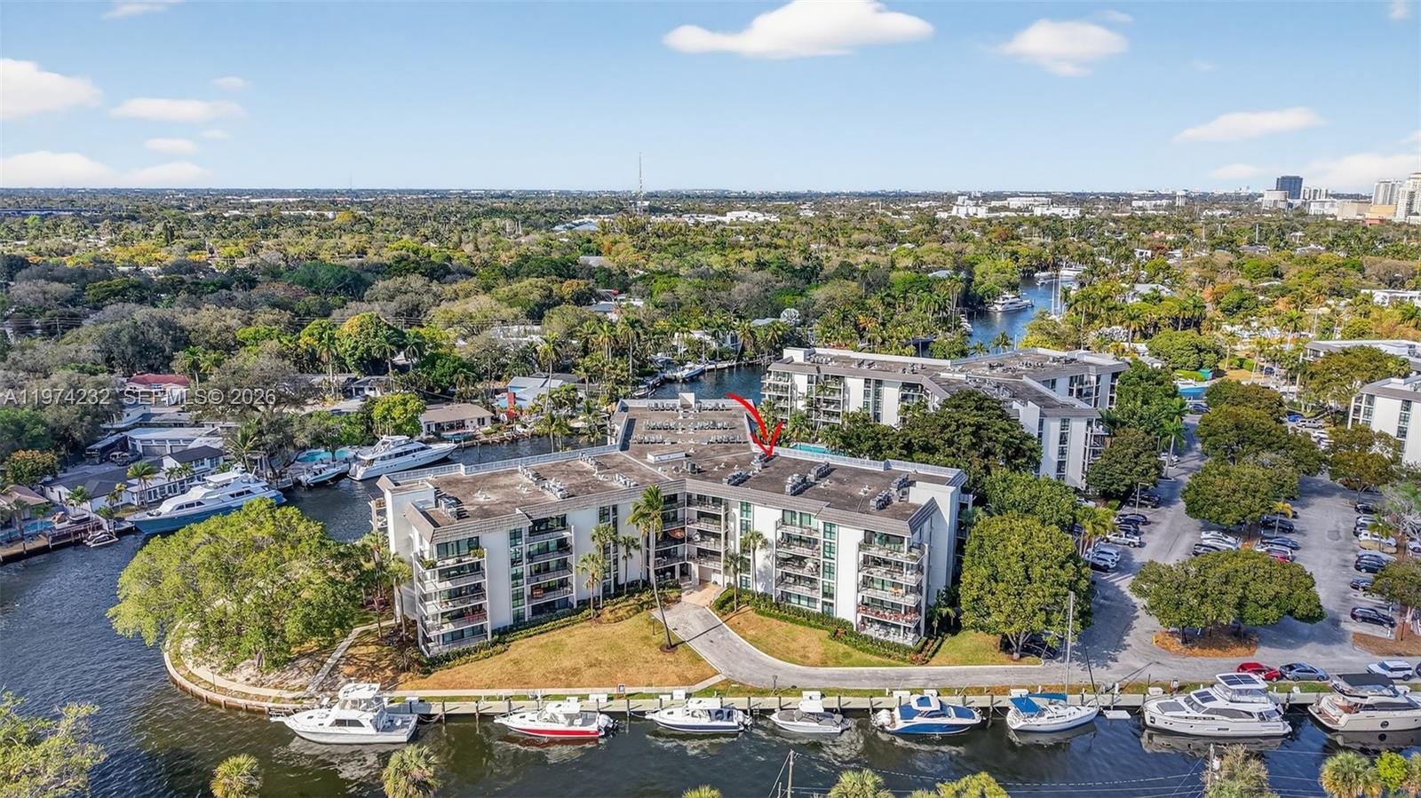 RIVER REACH CONDOMINIUM V - Residential