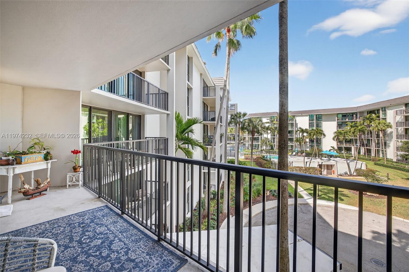 RIVER REACH CONDOMINIUM V - Residential