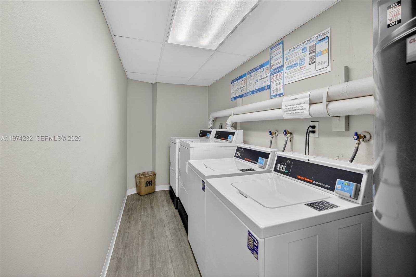 RIVER REACH CONDOMINIUM V - Residential