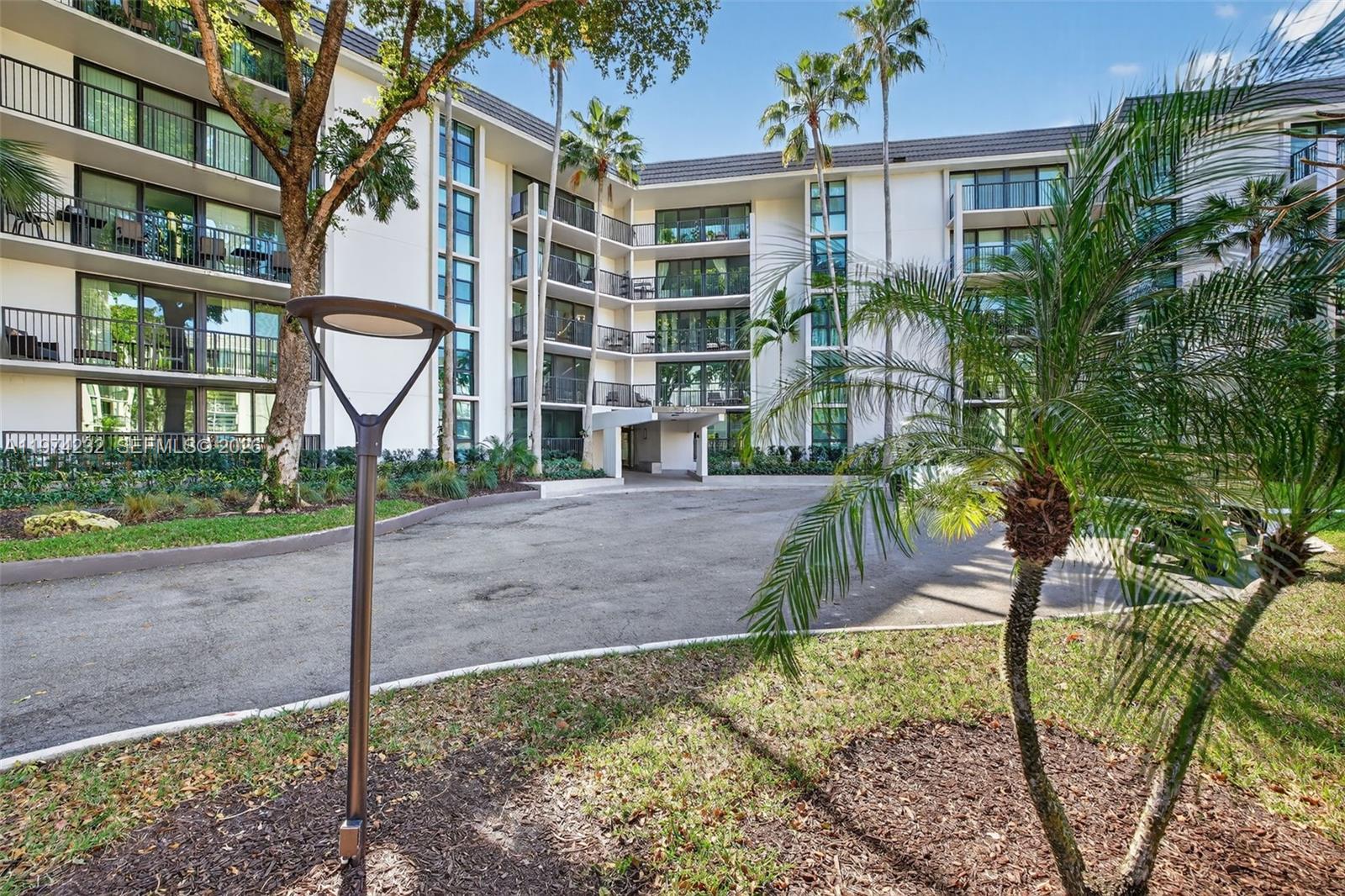 RIVER REACH CONDOMINIUM V - Residential