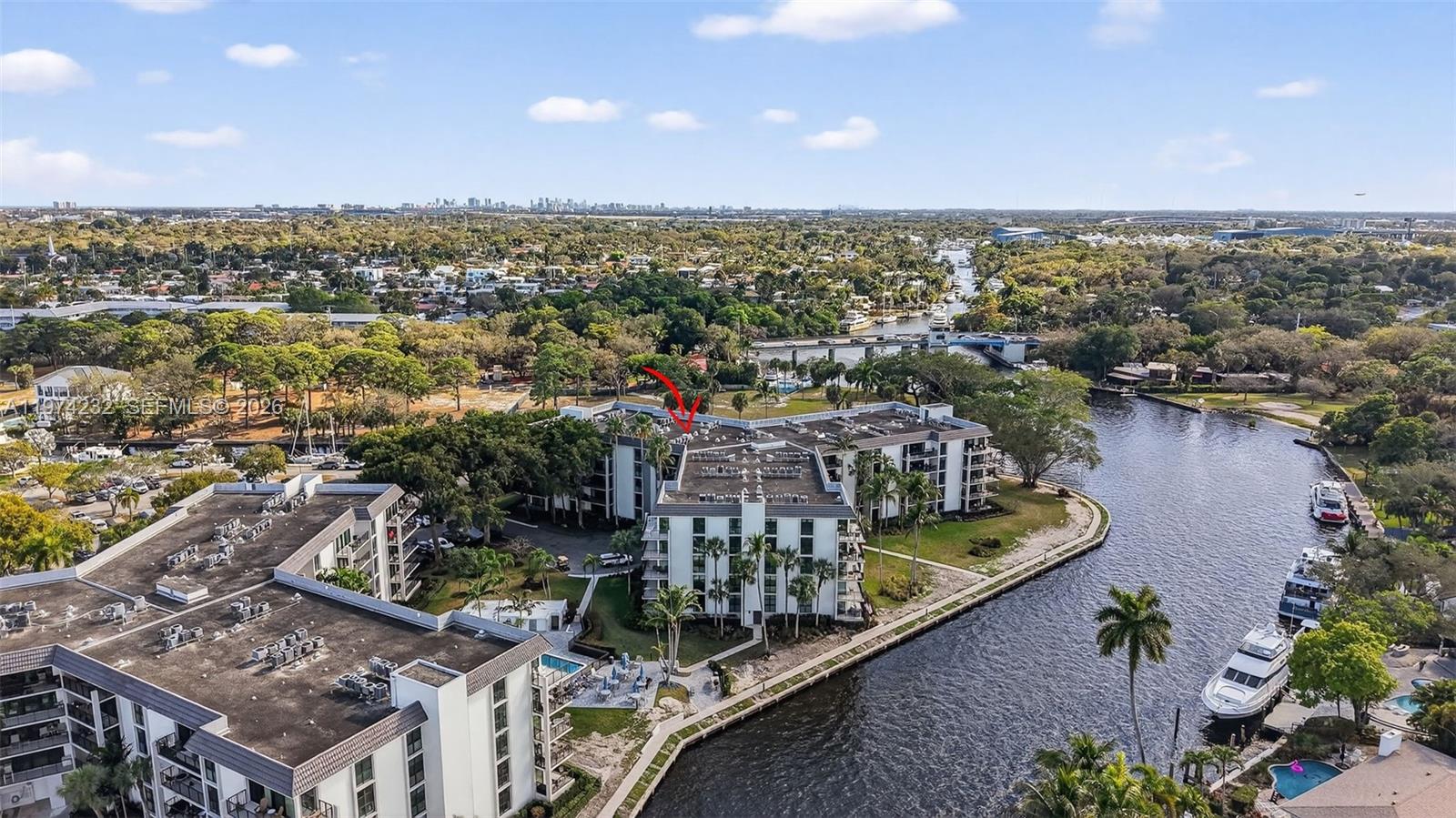 RIVER REACH CONDOMINIUM V - Residential