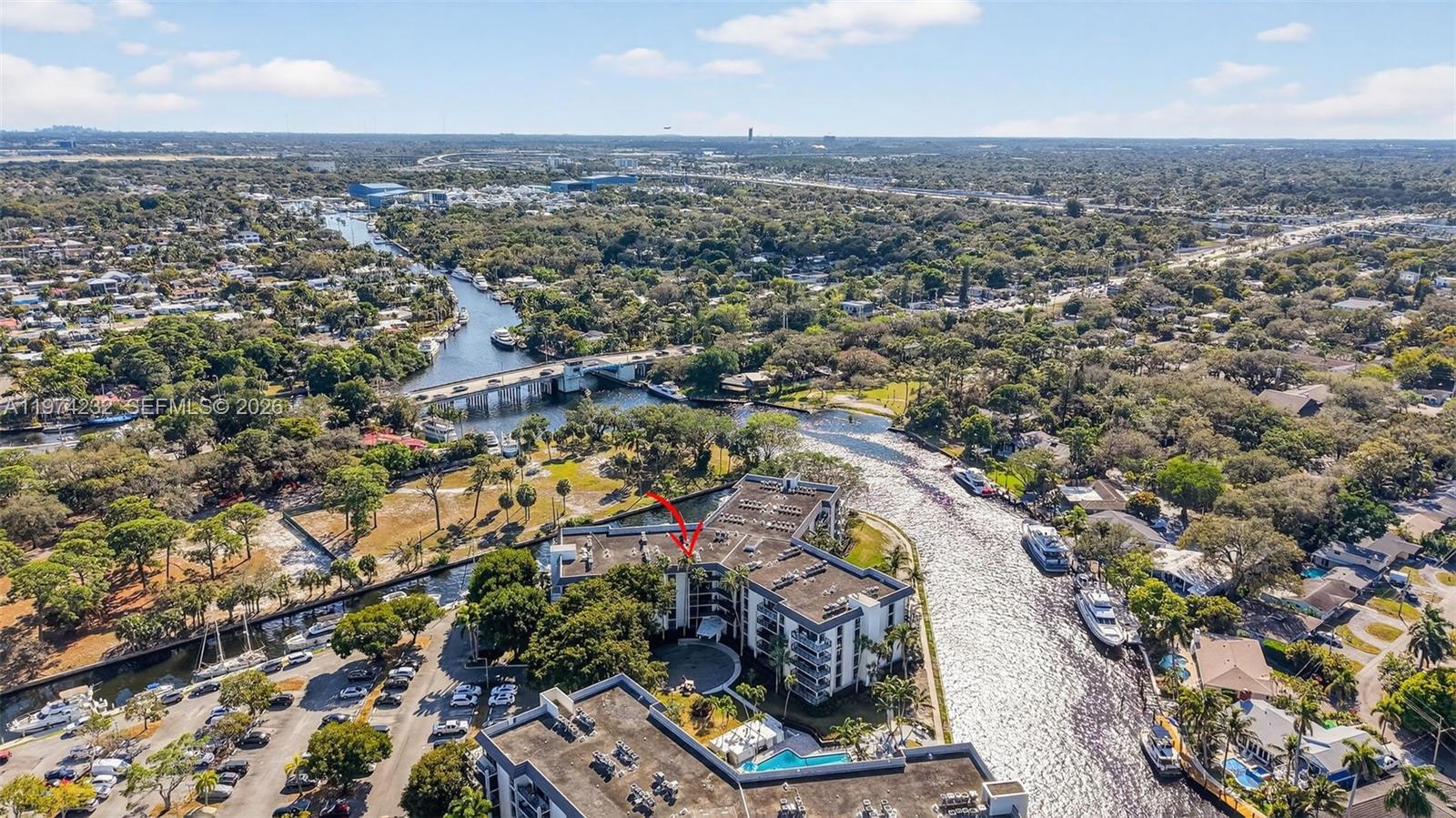 RIVER REACH CONDOMINIUM V - Residential