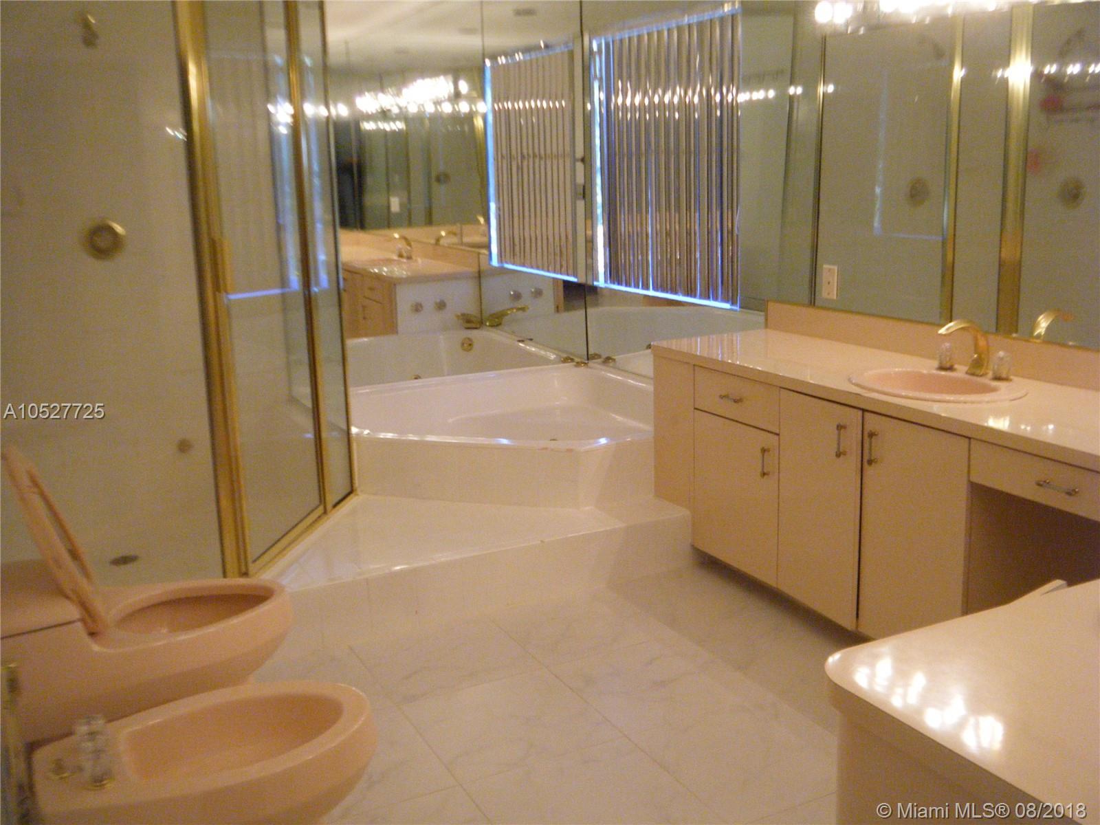 LAS OLAS BY THE SEA EXT - Residential Lease