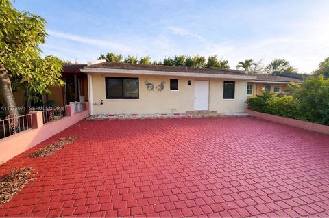 12924 SW 45th Ter Miami FL 33175