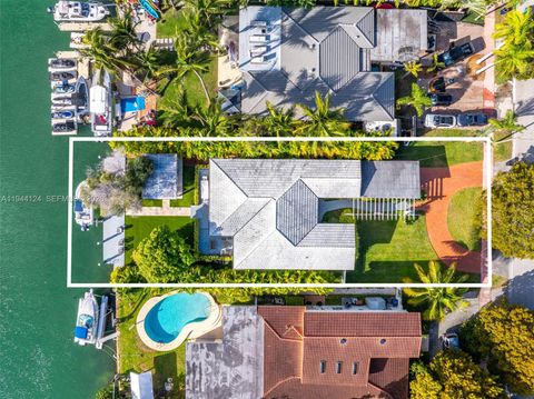 950 S Shore Dr Miami Beach FL 33141