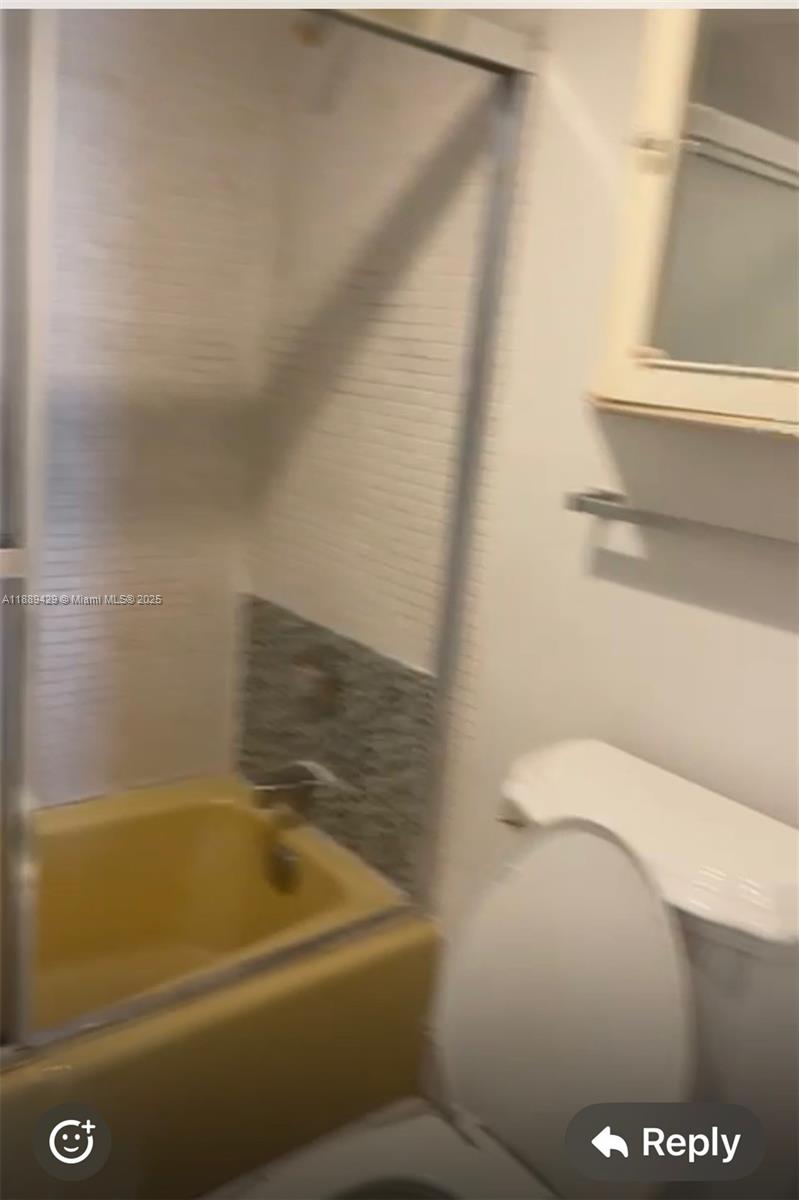 WINDWOOD CONDO - Residential