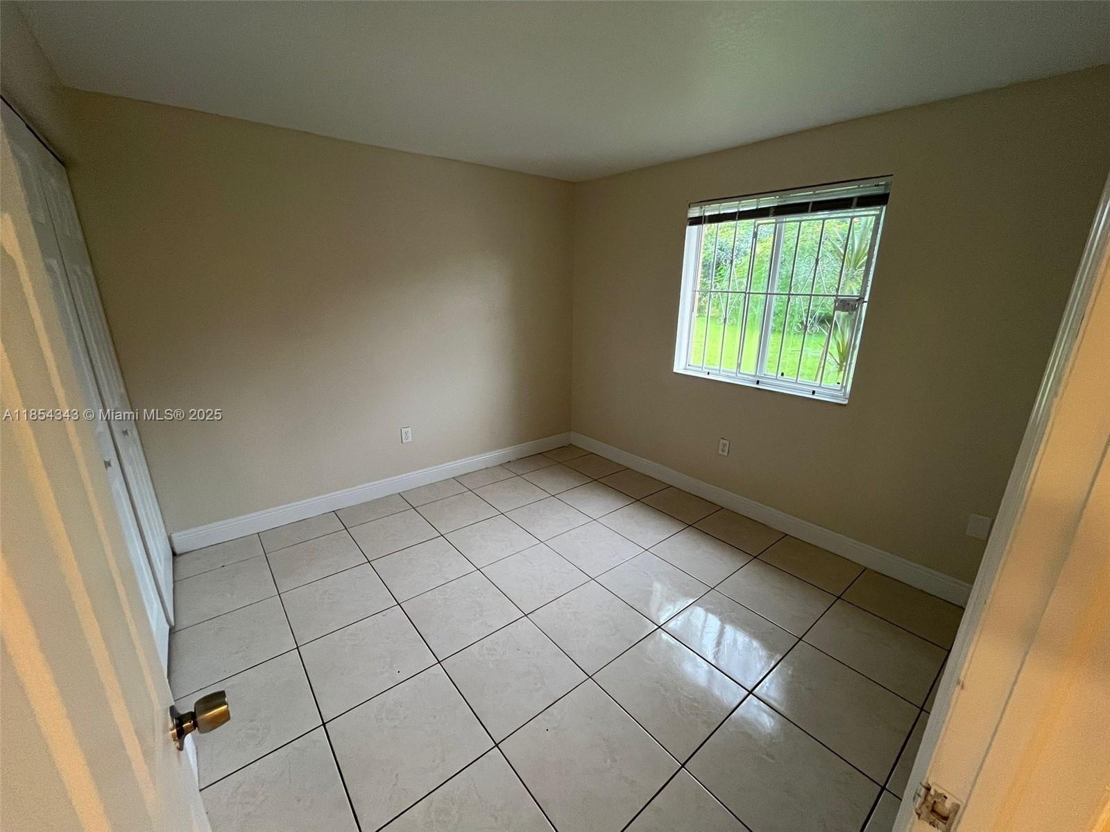 SUPERIOR GARDENS - Residential Lease