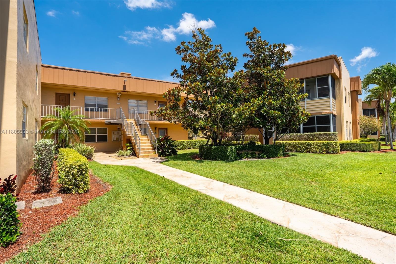 KINGS POINT FLANDERS COND - Residential