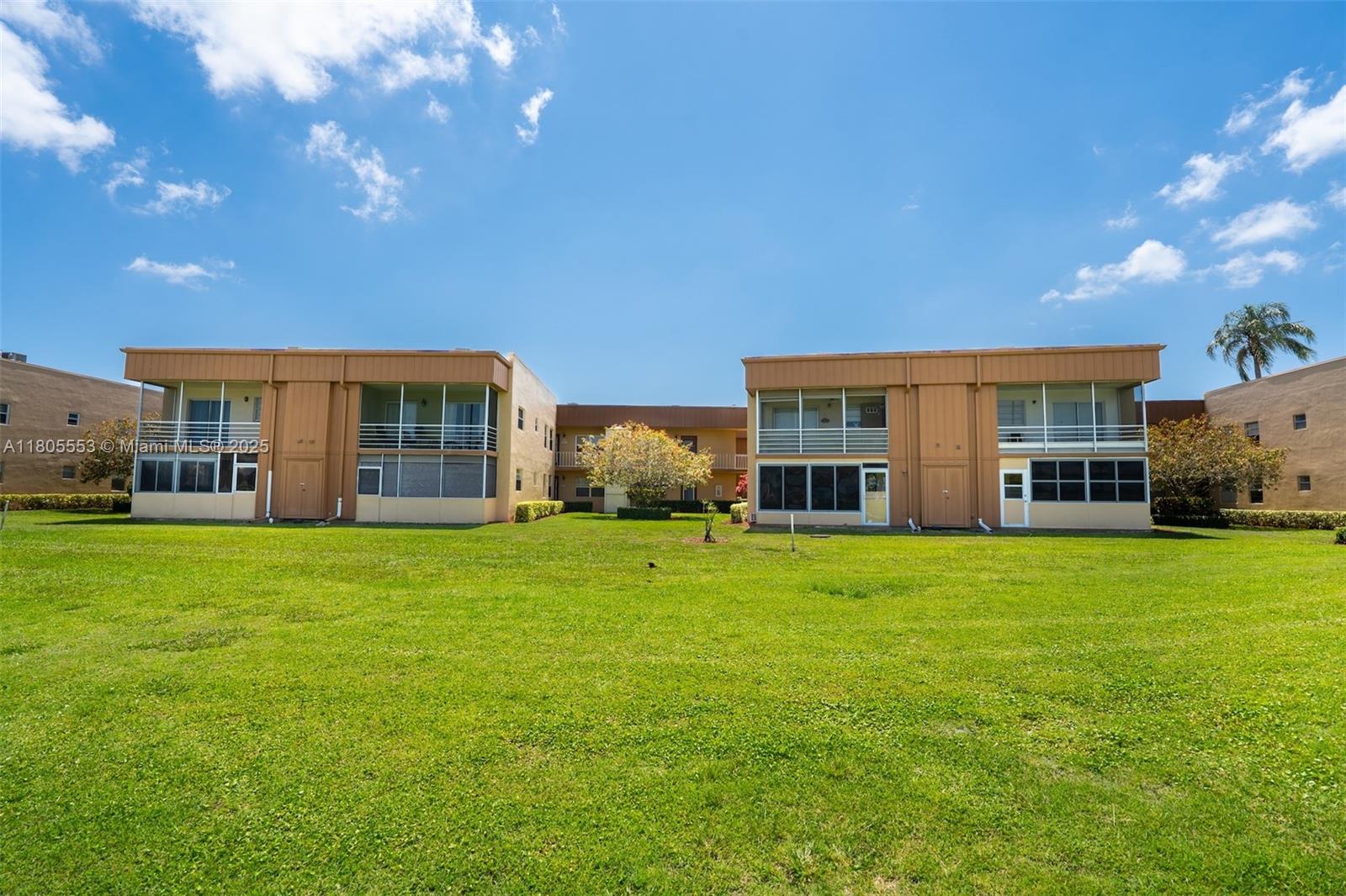 KINGS POINT FLANDERS COND - Residential