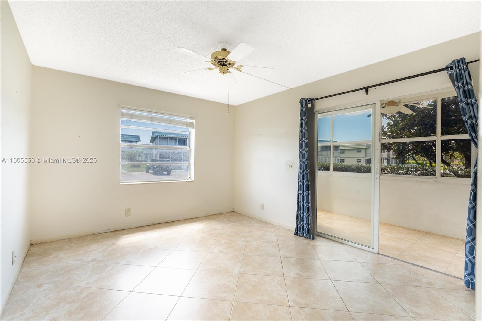 KINGS POINT FLANDERS COND - Residential