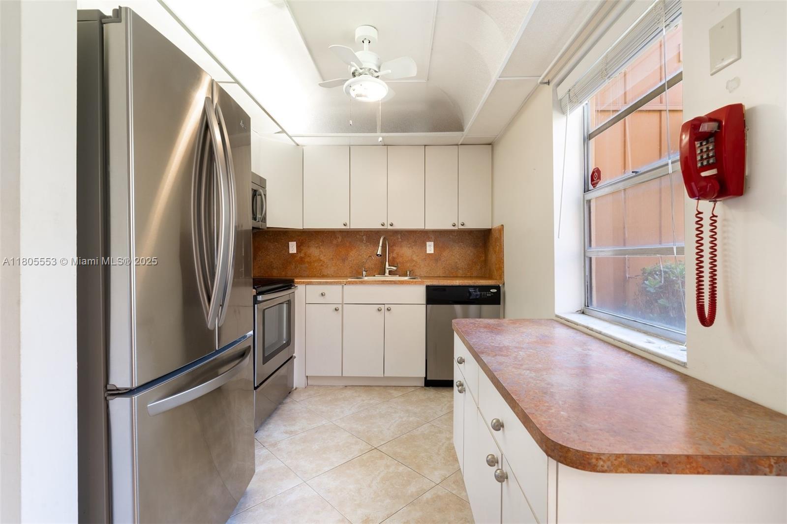 KINGS POINT FLANDERS COND - Residential