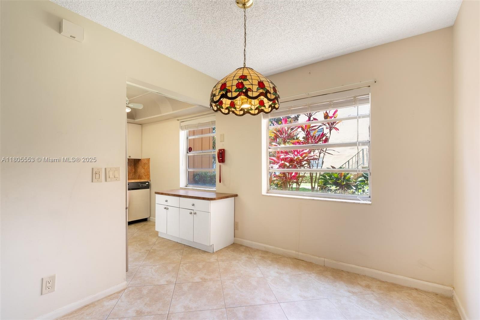 KINGS POINT FLANDERS COND - Residential