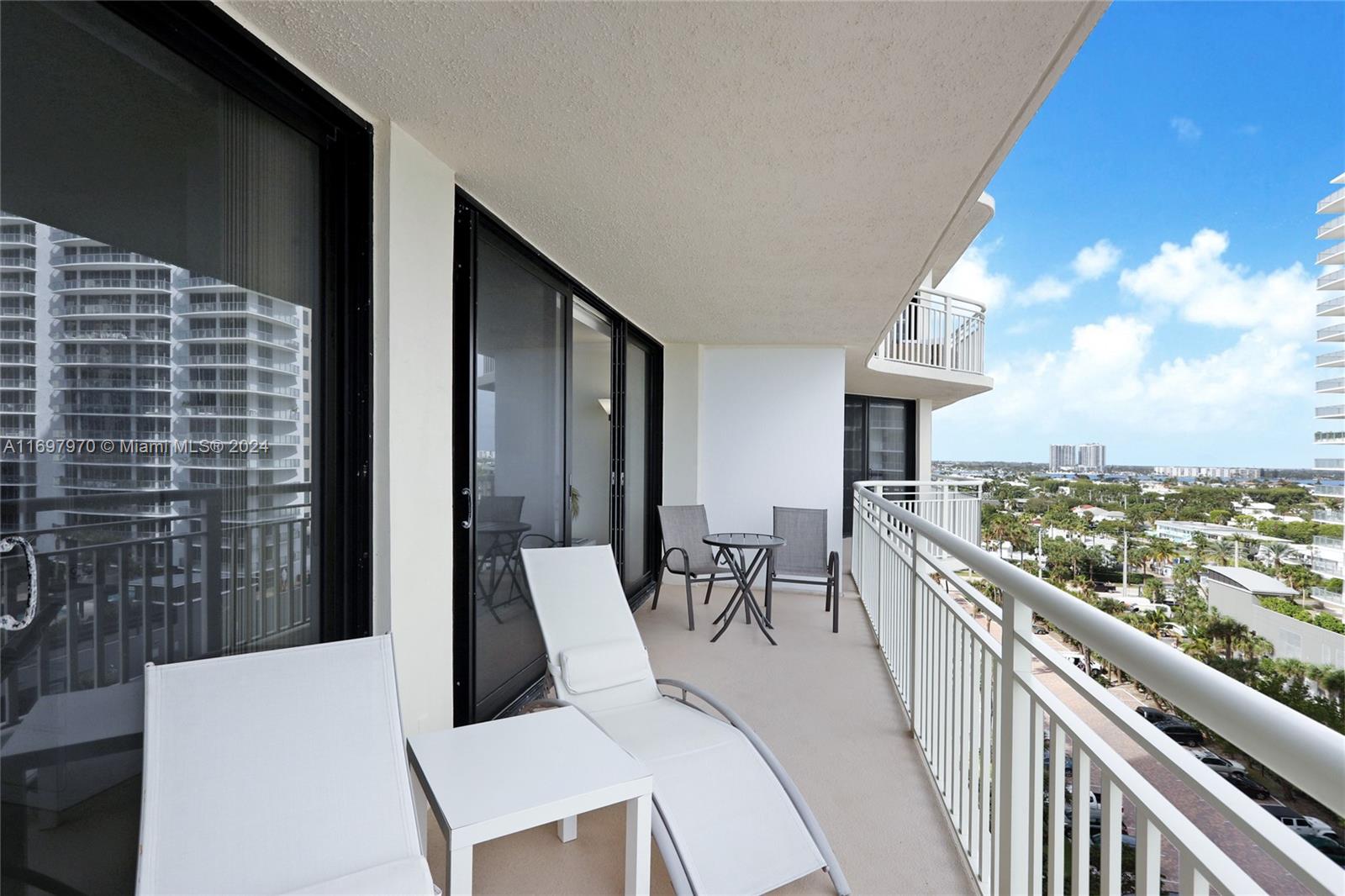 TIARA CONDO - Residential