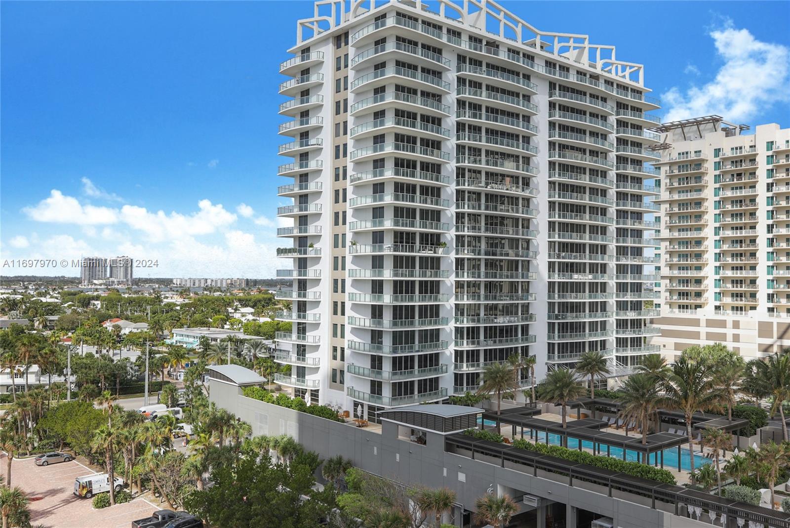 TIARA CONDO - Residential