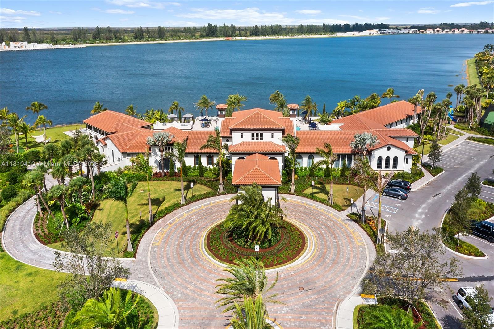 Property for Sale at 9225 Parkland Bay Dr, Parkland, Broward County, Florida - Bedrooms: 3 
Bathrooms: 4  - $1,649,000