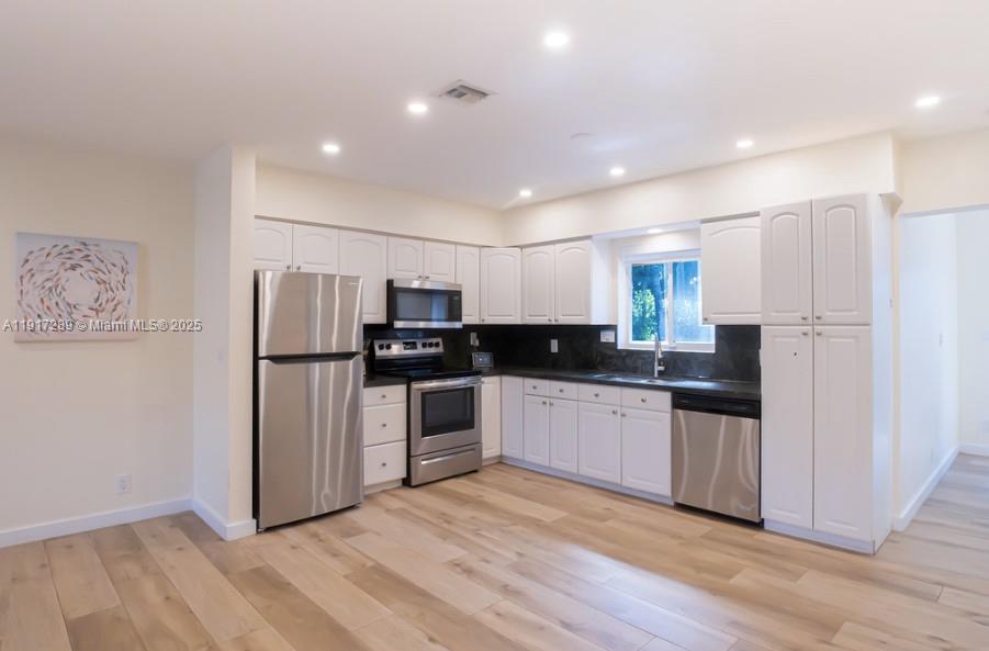 DANIA COUNTRY CLUB ESTATE - Residential Income