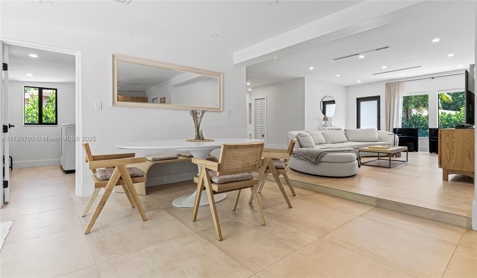 BRENTWOOD REV PL - Residential Lease