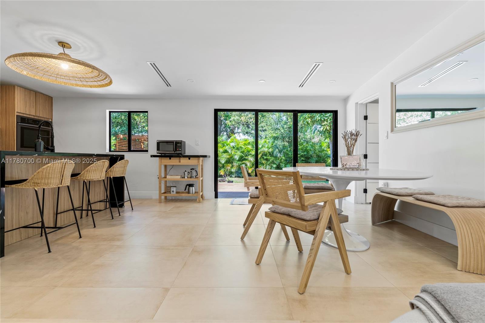 BRENTWOOD REV PL - Residential Lease